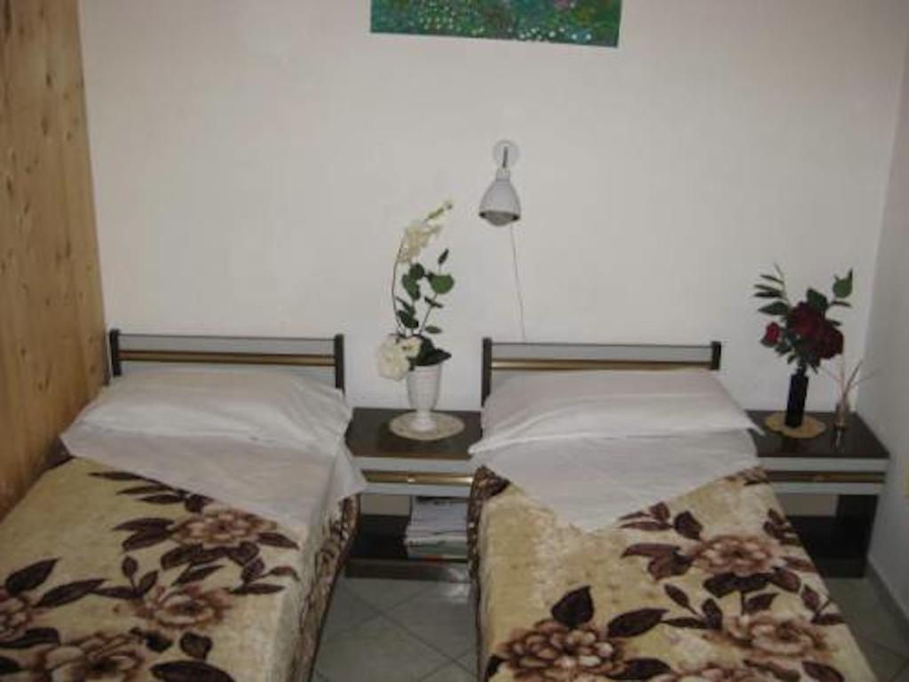 פירנצה Hostel Veronique חדר תמונה
