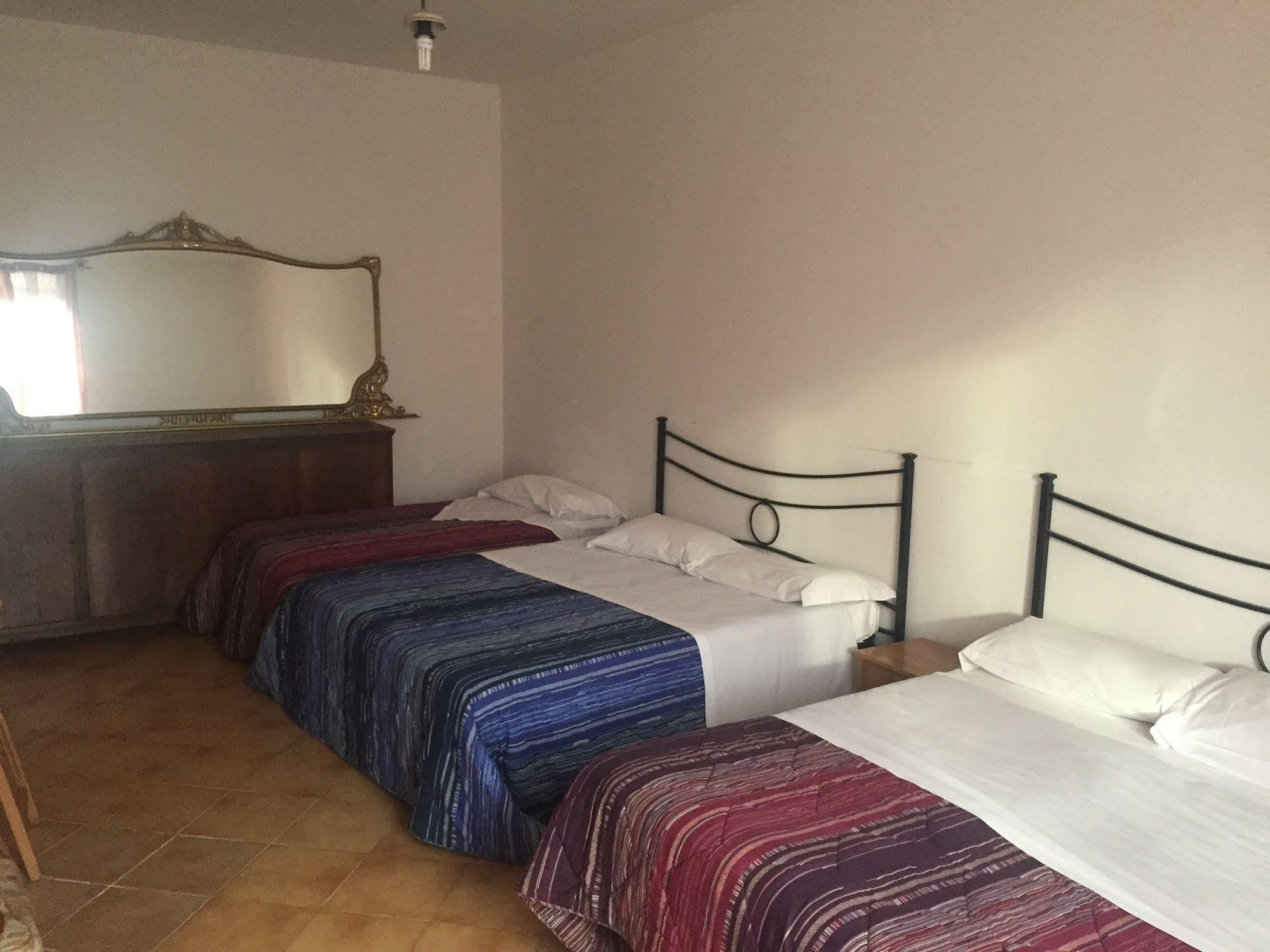 פירנצה Hostel Veronique מראה חיצוני תמונה