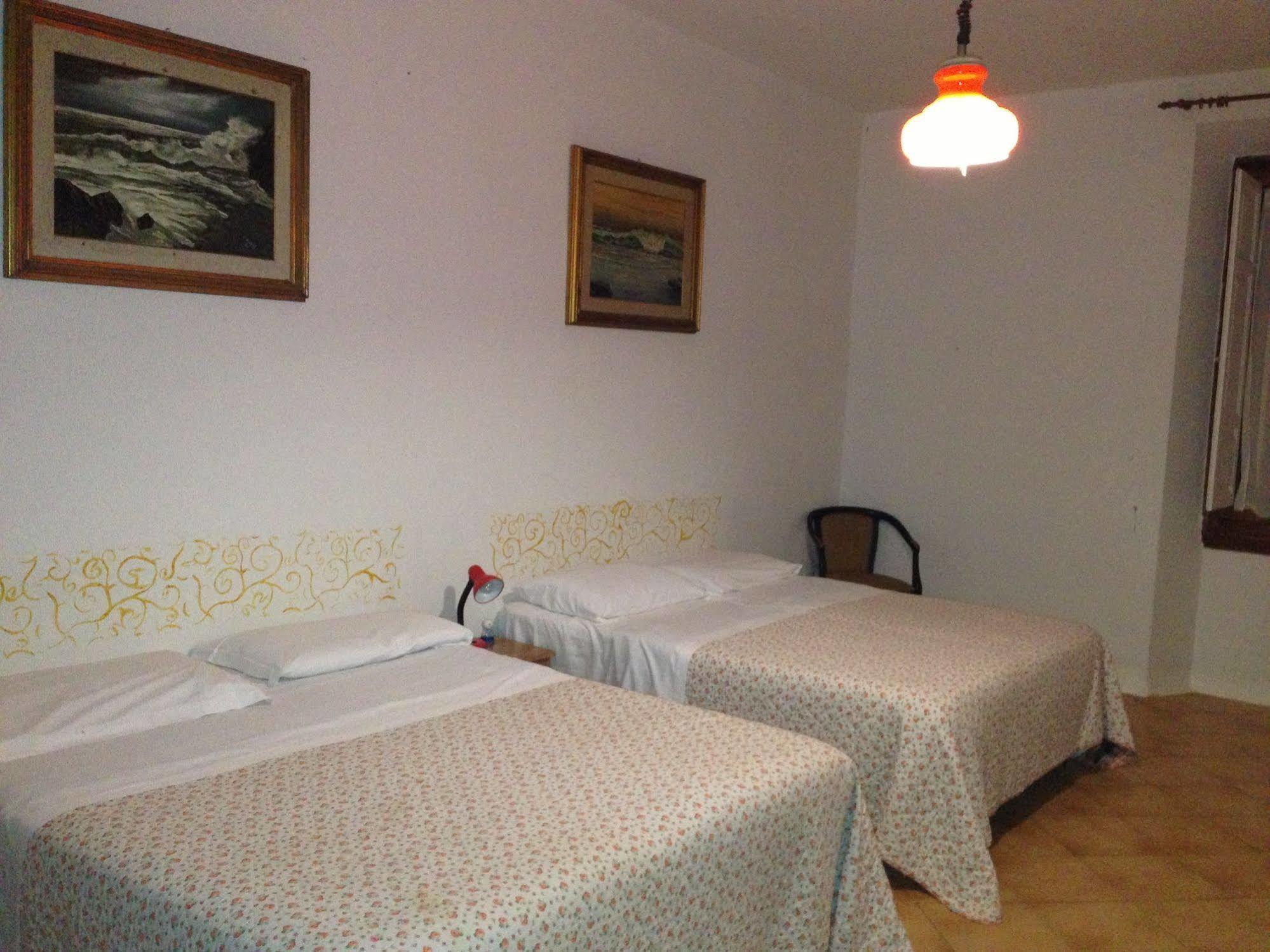 פירנצה Hostel Veronique מראה חיצוני תמונה